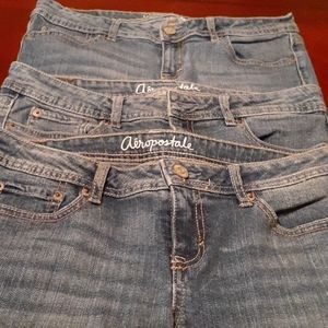 3 pairs of blue jeans in size six